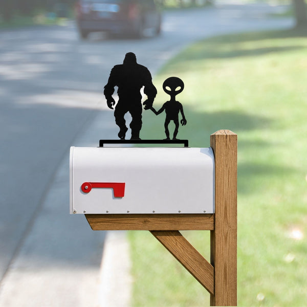 Bigfoot & Alien Mailbox Topper - Personalized House Numbers