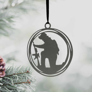 Christmas Tree Ornament Soldier Kneeling